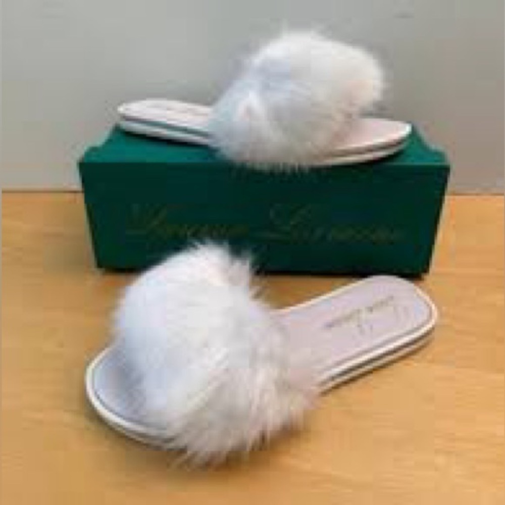 Lauren Lorraine Hollywood White Fur Slipper Slides NIB Snow Bunny Vibe Size 6